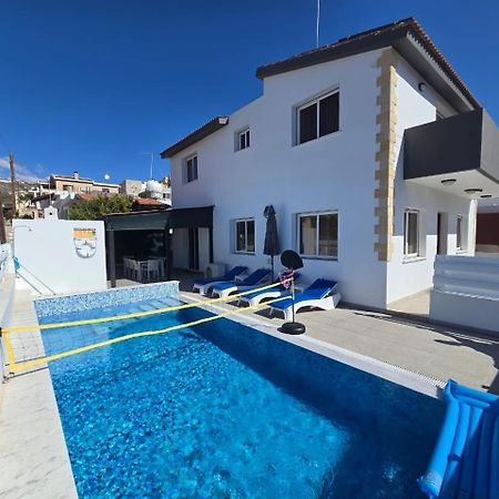 Michael Angelo Villa Paphos Bagian luar foto