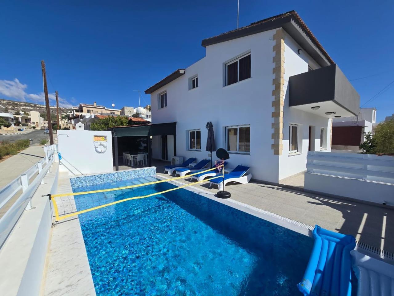 Michael Angelo Villa Paphos Bagian luar foto