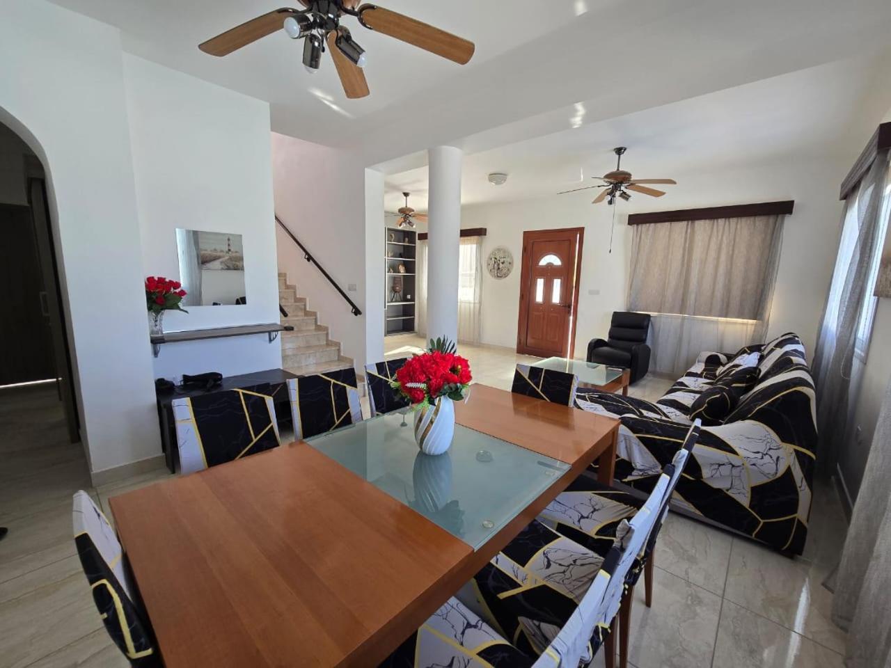 Michael Angelo Villa Paphos Bagian luar foto