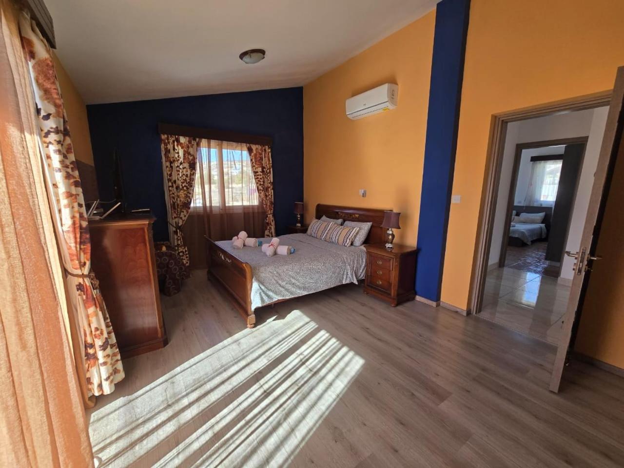 Michael Angelo Villa Paphos Bagian luar foto